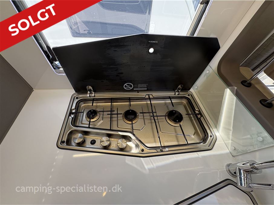 Adria Coral Plus S 670 SLT Alde centralvarme